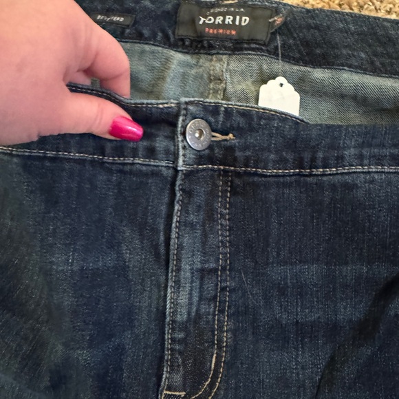 Torrid Plaid Distressed Jeans - Picture 4 of 7